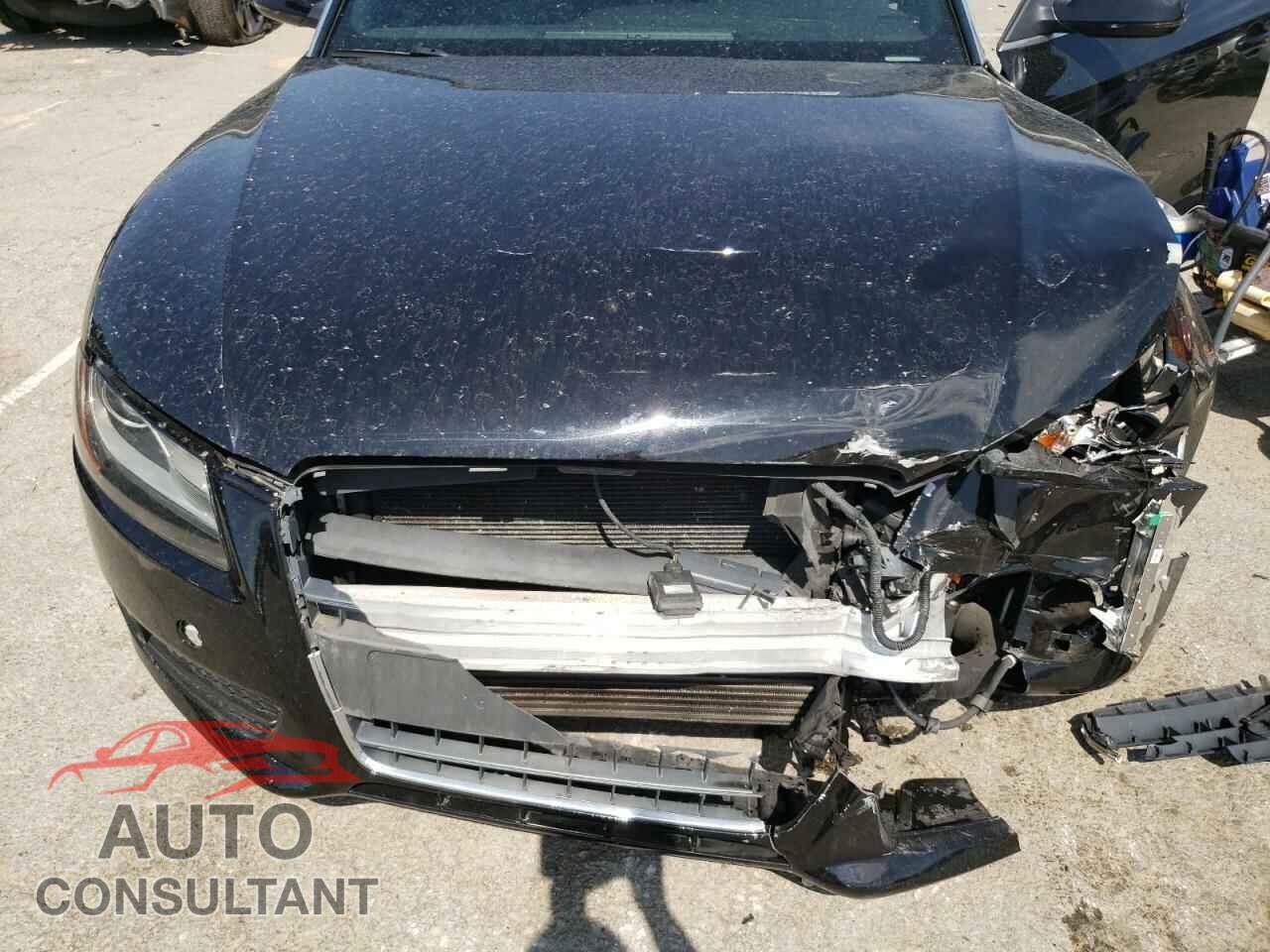 AUDI A5 2012 - WAULFAFH1CN008286