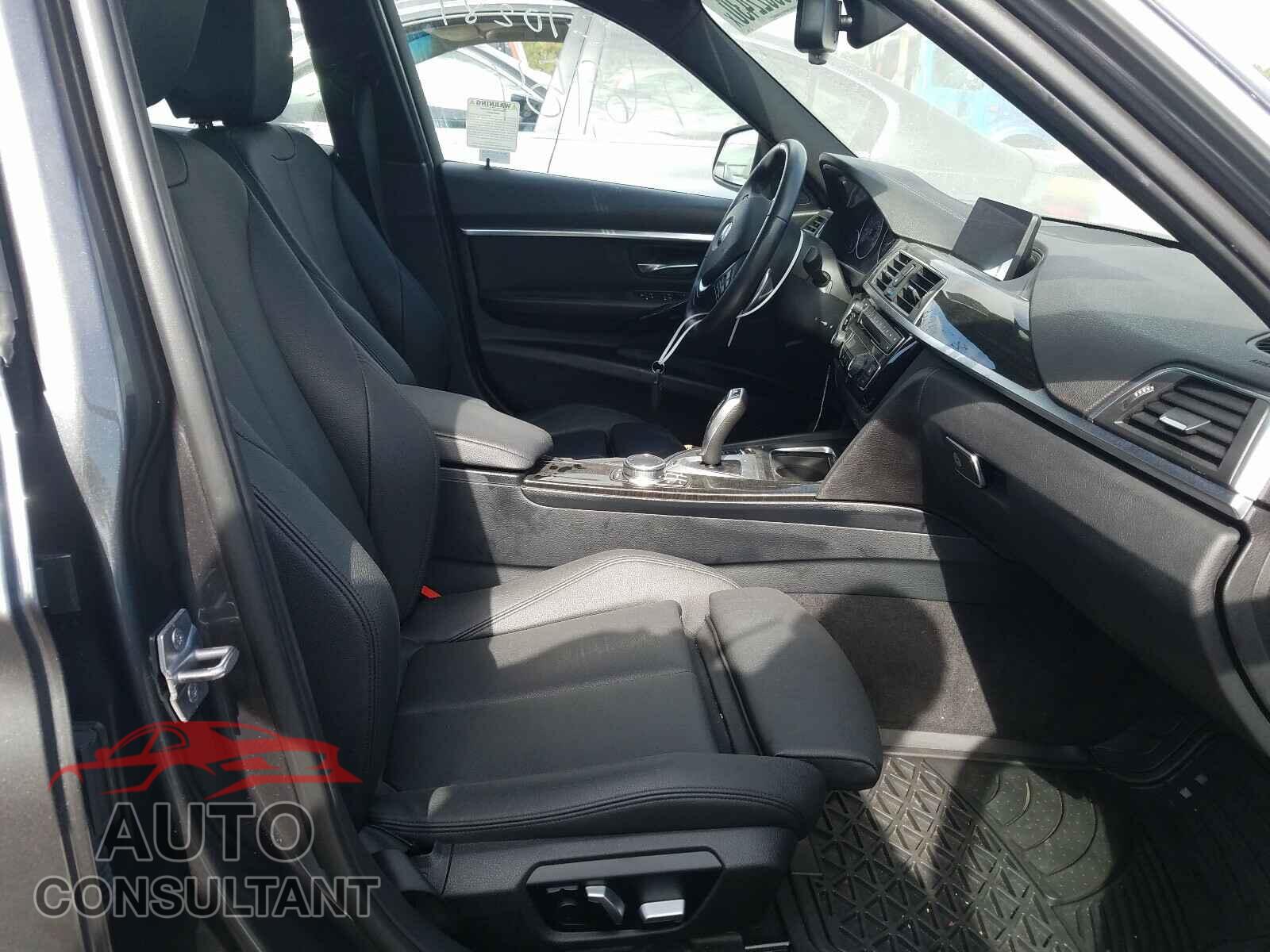 BMW 3 SERIES 2018 - WBA8E1C57JA178496