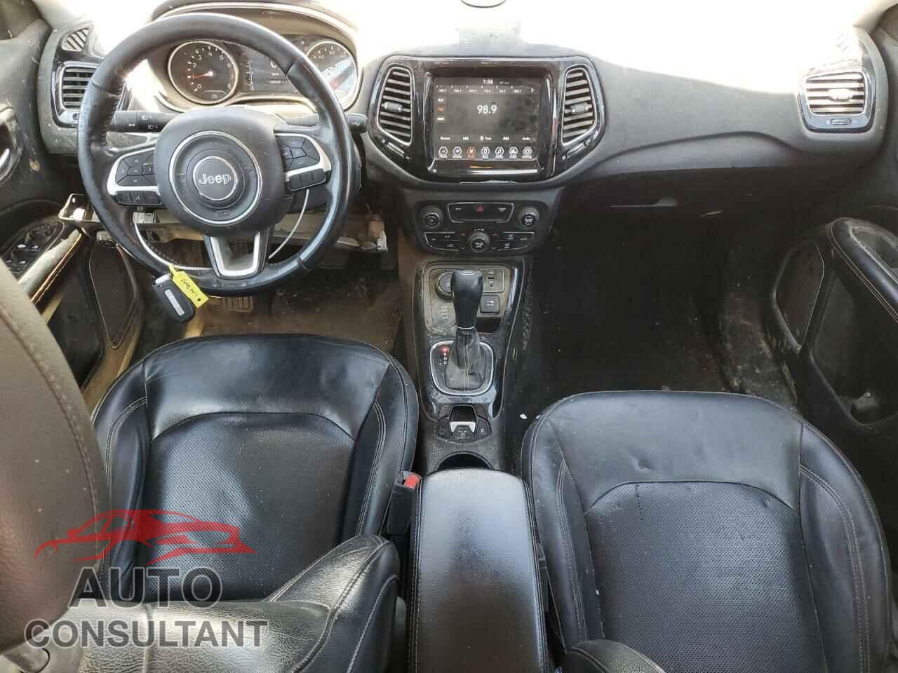 JEEP COMPASS 2018 - 3C4NJDCB4JT354499