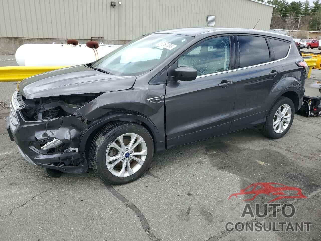 FORD ESCAPE 2017 - 1FMCU0GD8HUE61084