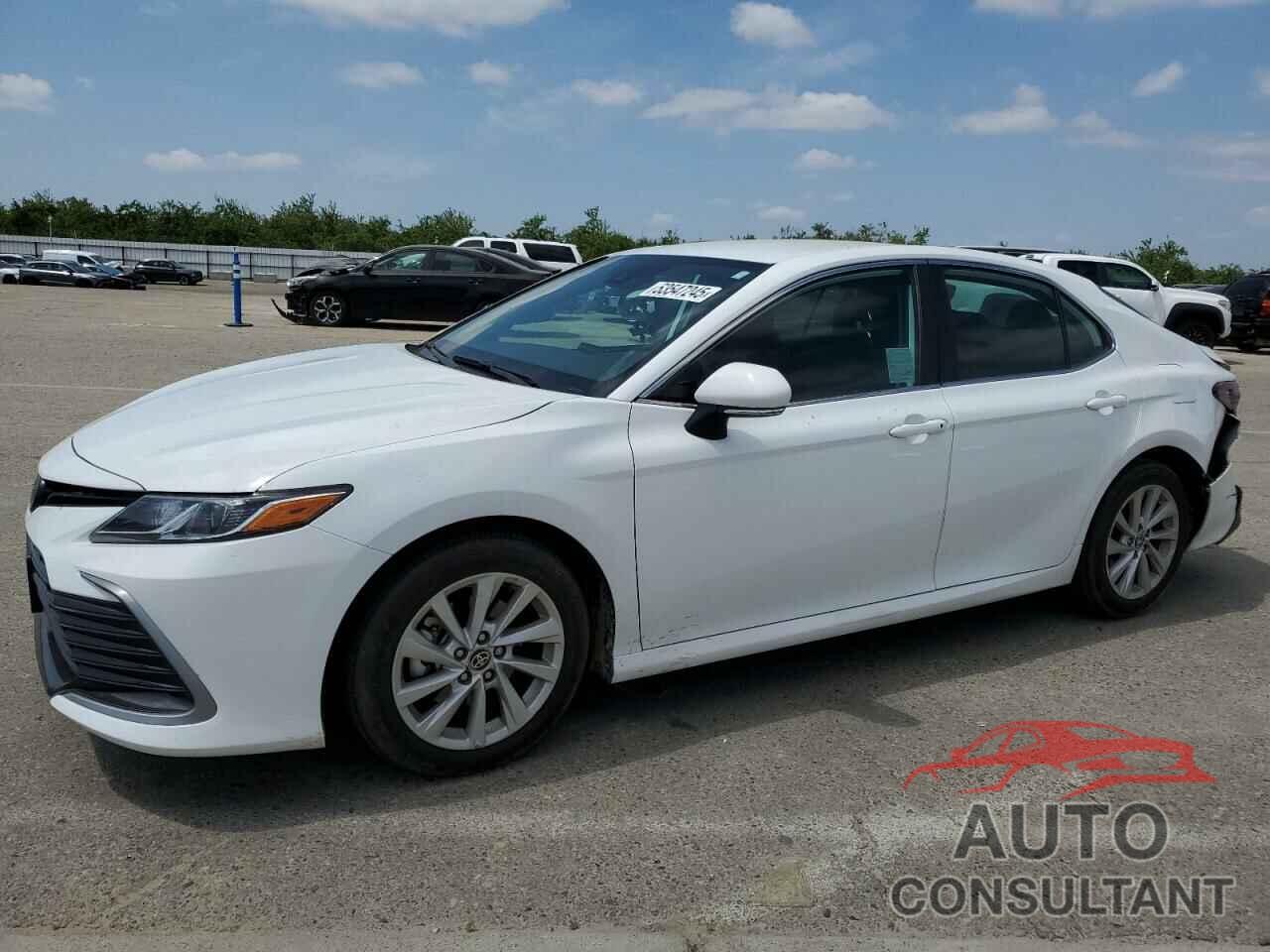 TOYOTA CAMRY 2024 - 4T1C11AK7RU863928