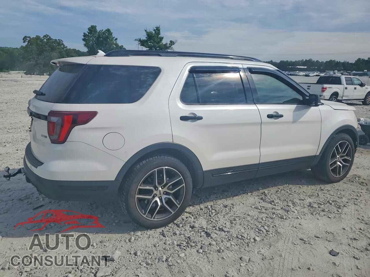 FORD EXPLORER 2018 - 1FM5K8GT3JGB51434