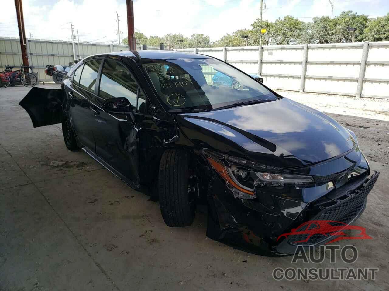TOYOTA COROLLA 2022 - JTDEPMAE0NJ215365