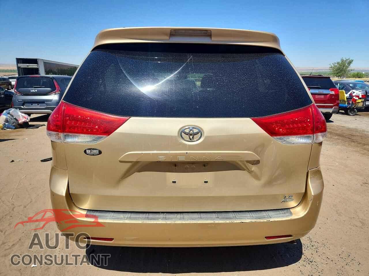 TOYOTA SIENNA 2011 - 5TDJK3DC4BS005366