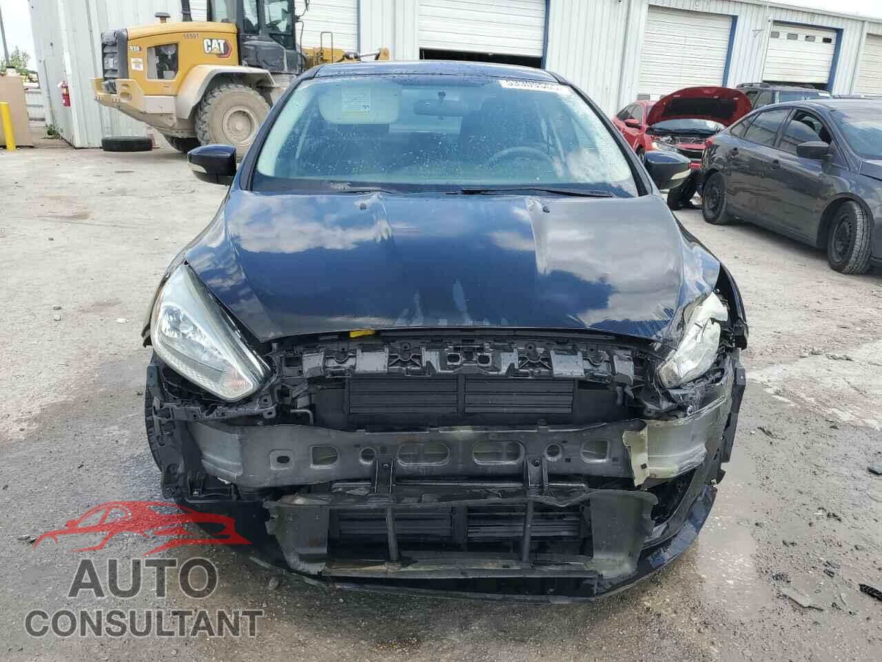 FORD FOCUS 2017 - 1FADP3F27HL322402