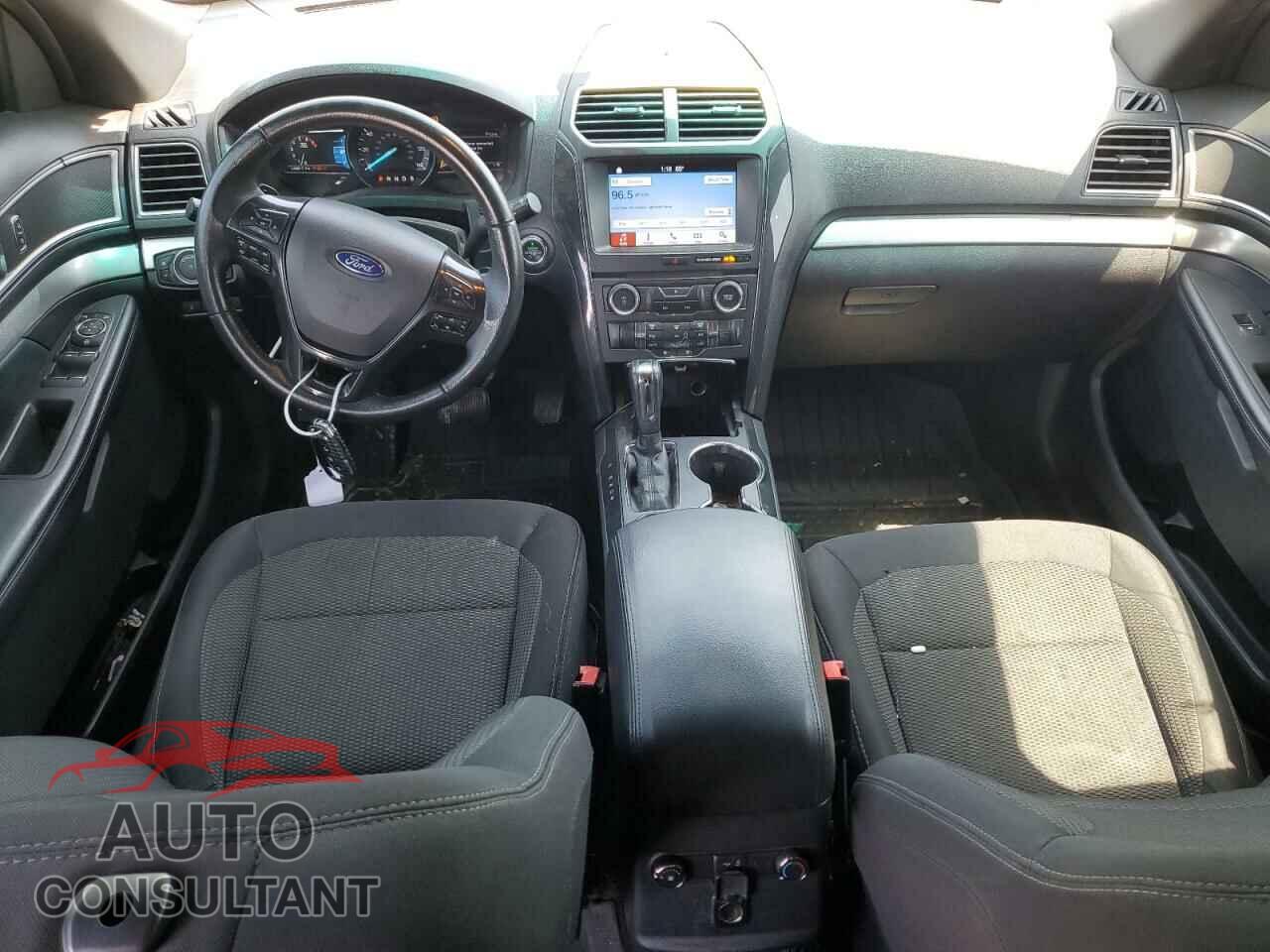 FORD EXPLORER 2017 - 1FM5K7D86HGB30498