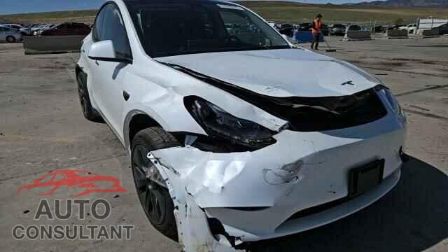 TESLA MODEL Y 2024 - 7SAYGAEE7RF205700
