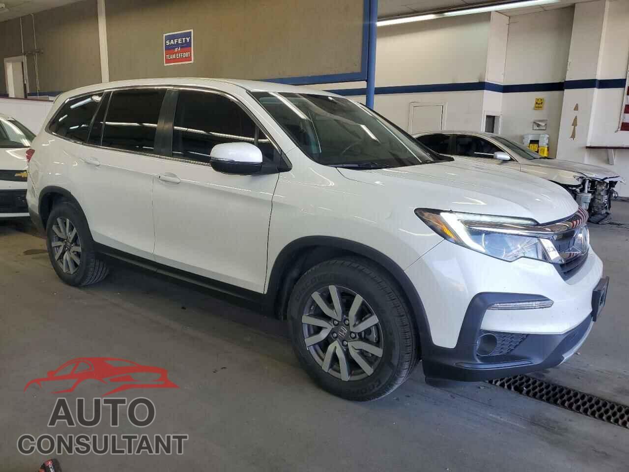 HONDA PILOT 2019 - 5FNYF6H37KB065015