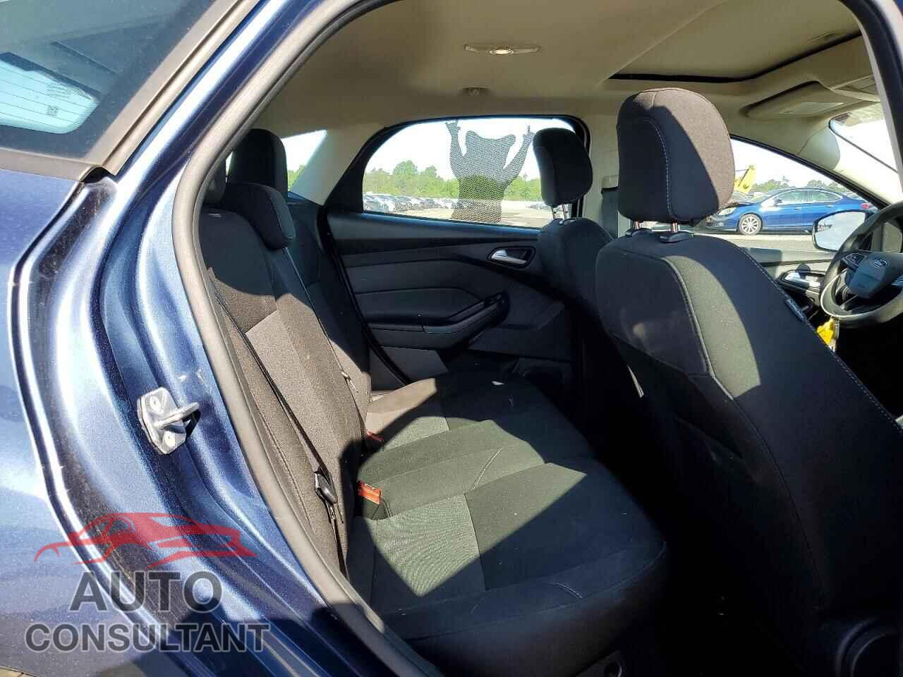 FORD FOCUS 2018 - 1FADP3M29JL202271