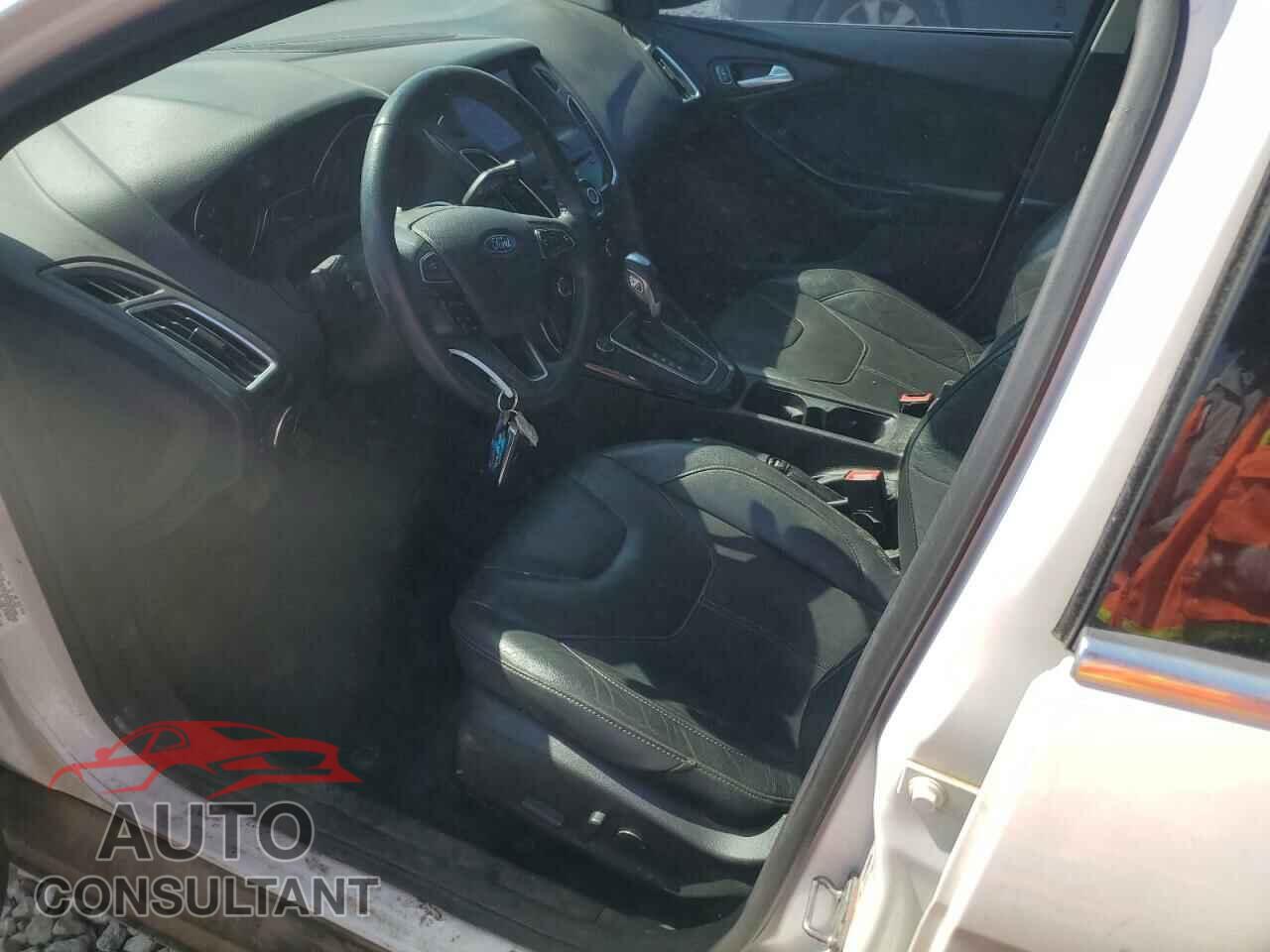 FORD FOCUS 2016 - 1FADP3J25GL201003