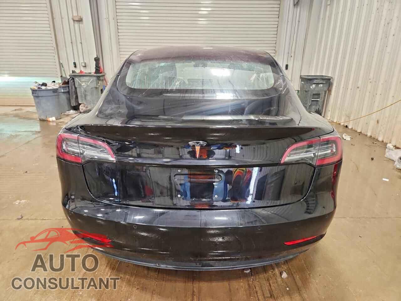 TESLA MODEL 3 2018 - 5YJ3E1EA8JF048449