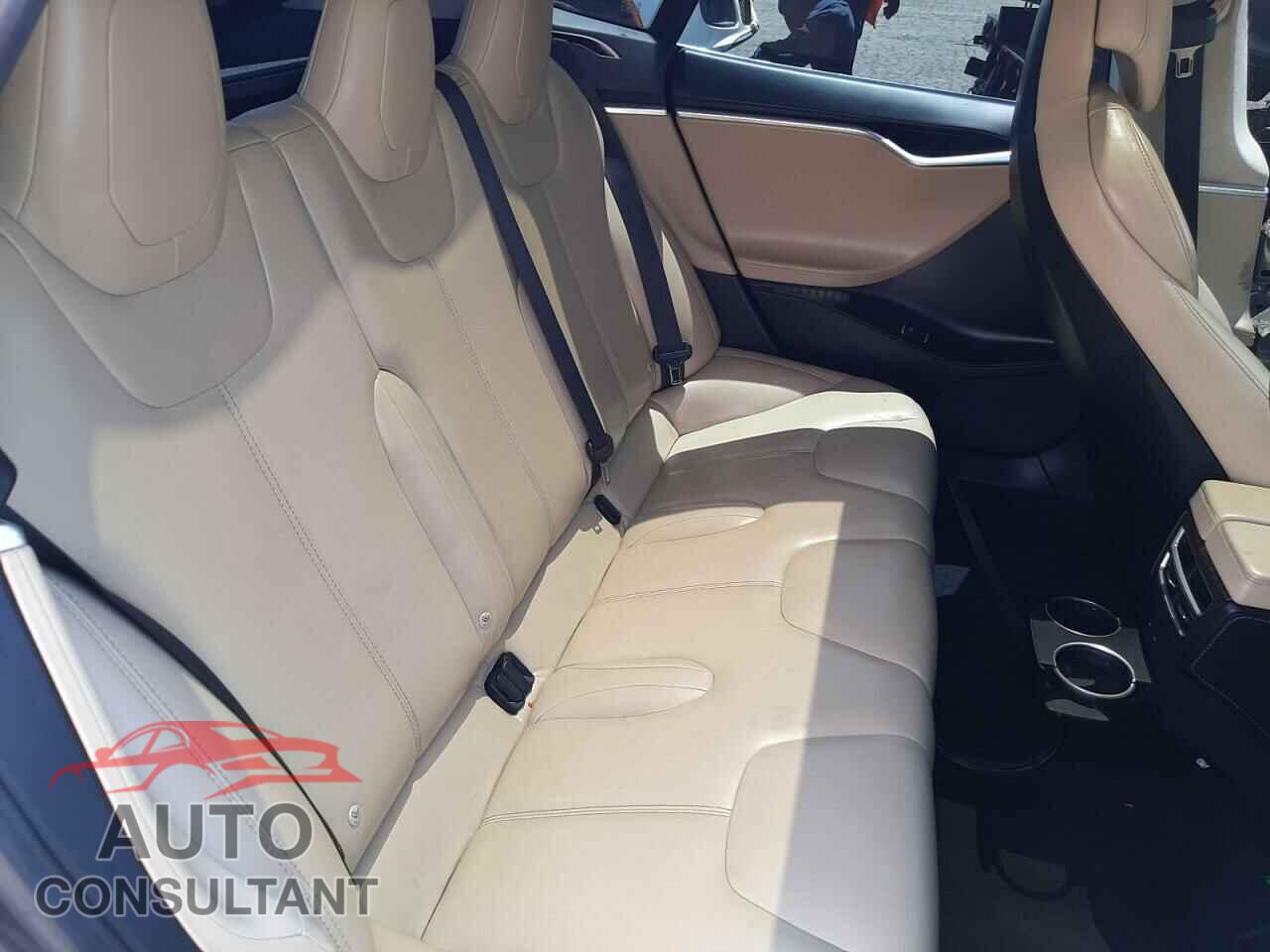 TESLA MODEL S 2017 - 5YJSA1E28HF186566