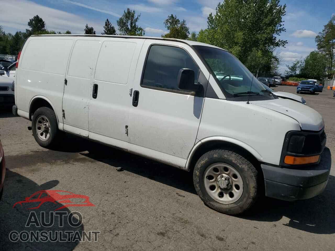 CHEVROLET EXPRESS 2011 - 1GCSGAFX7B1126898