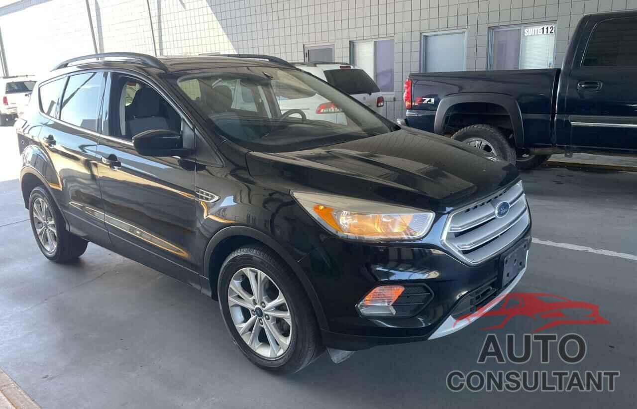 FORD ESCAPE 2018 - 1FMCU0GD7JUB15579