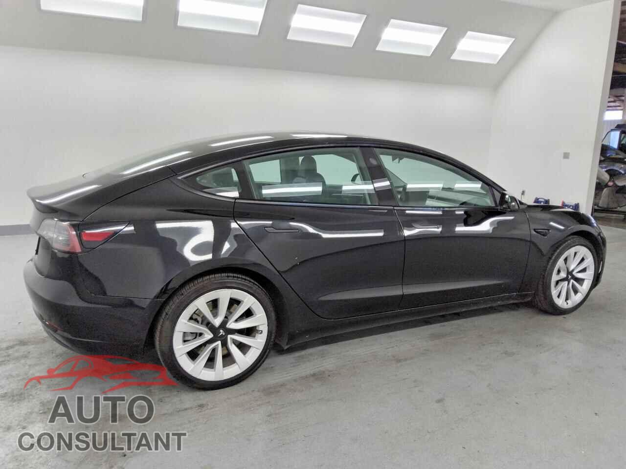 TESLA MODEL 3 2022 - 5YJ3E1EA6NF304416