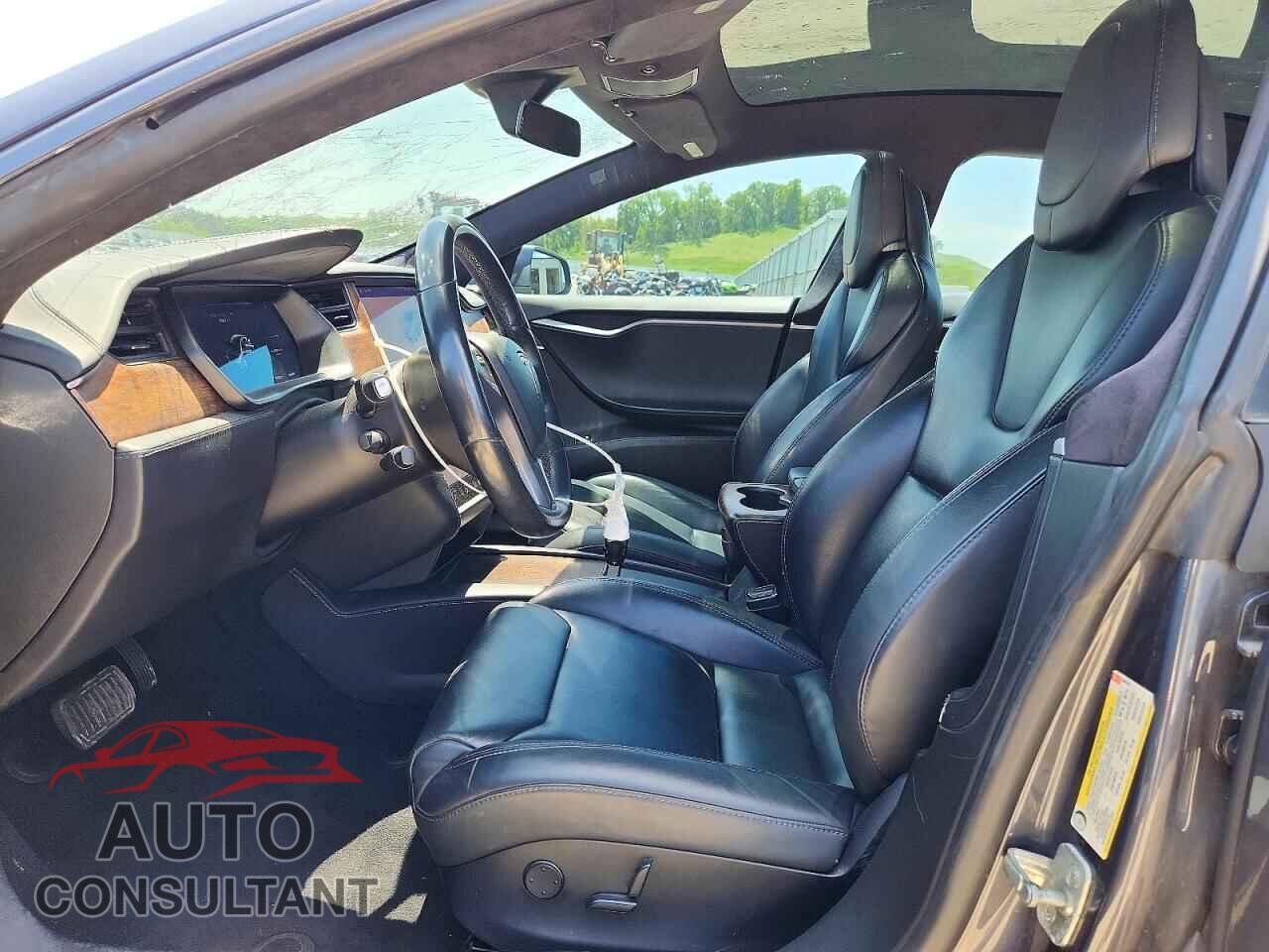 TESLA MODEL S 2018 - 5YJSA1E2XJF284701