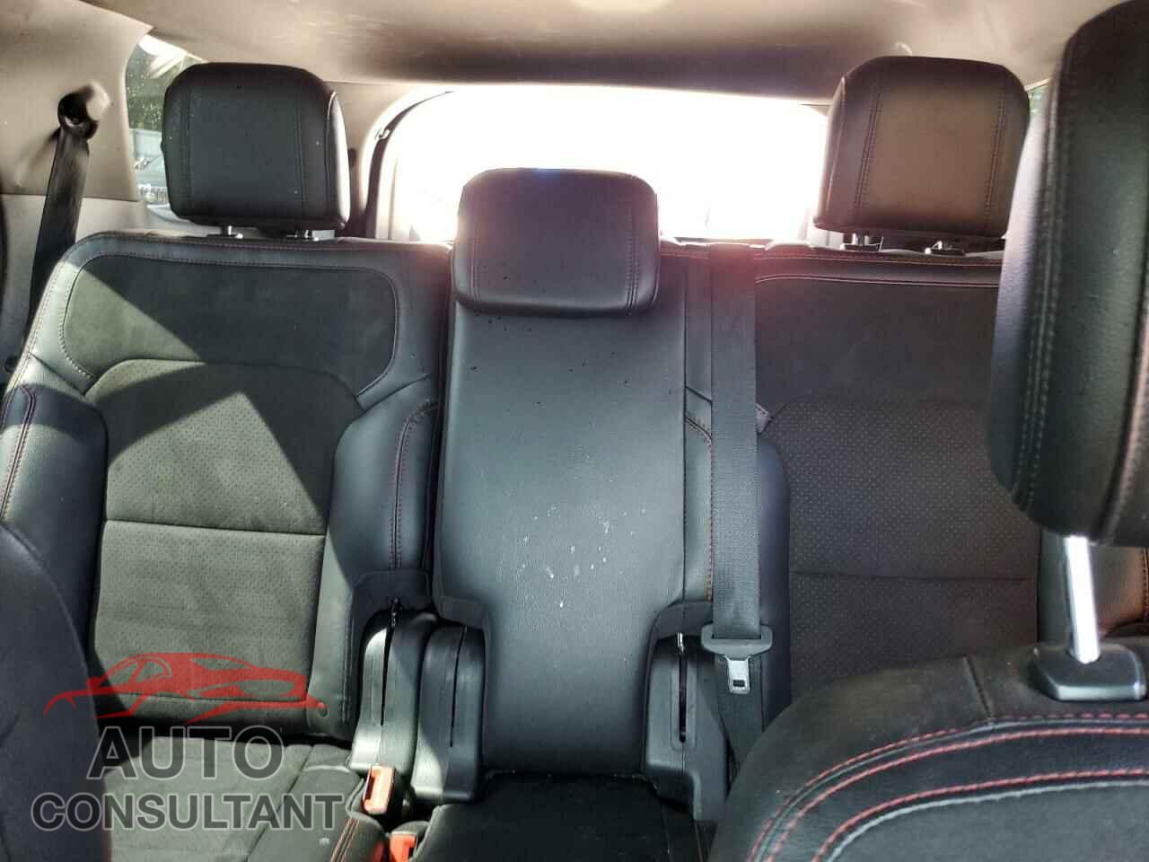 FORD EXPLORER 2019 - 1FM5K7D88KGA41555