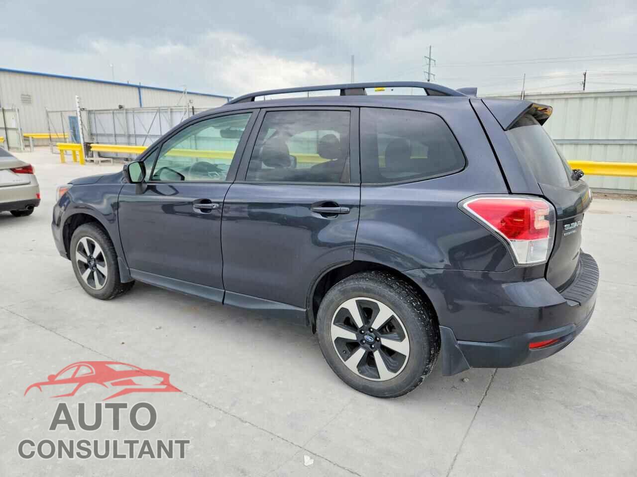 SUBARU FORESTER 2018 - JF2SJAEC8JH473437