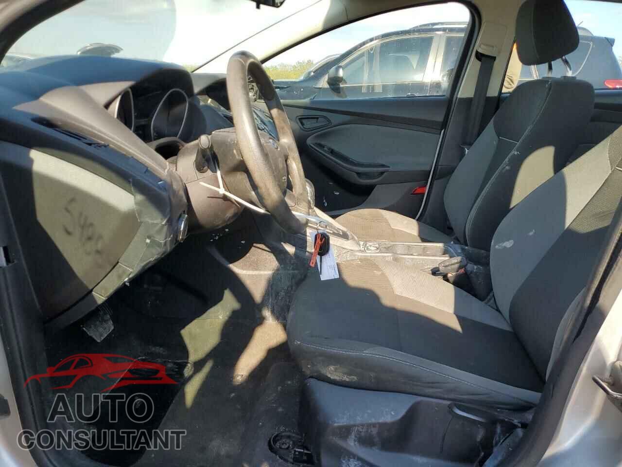 FORD FOCUS 2013 - 1FADP3E21DL275766