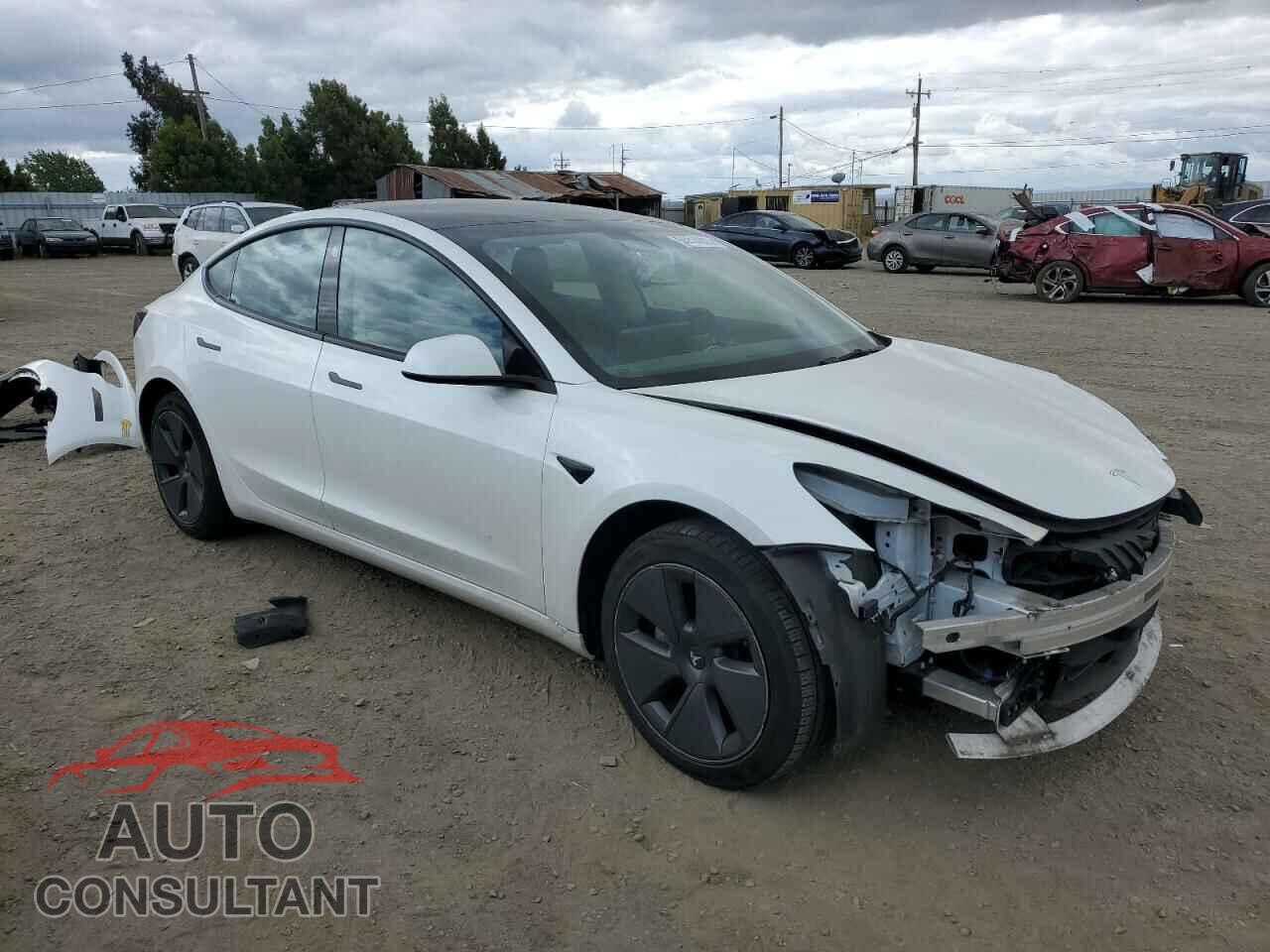 TESLA MODEL 3 2022 - 5YJ3E1EA4NF207232