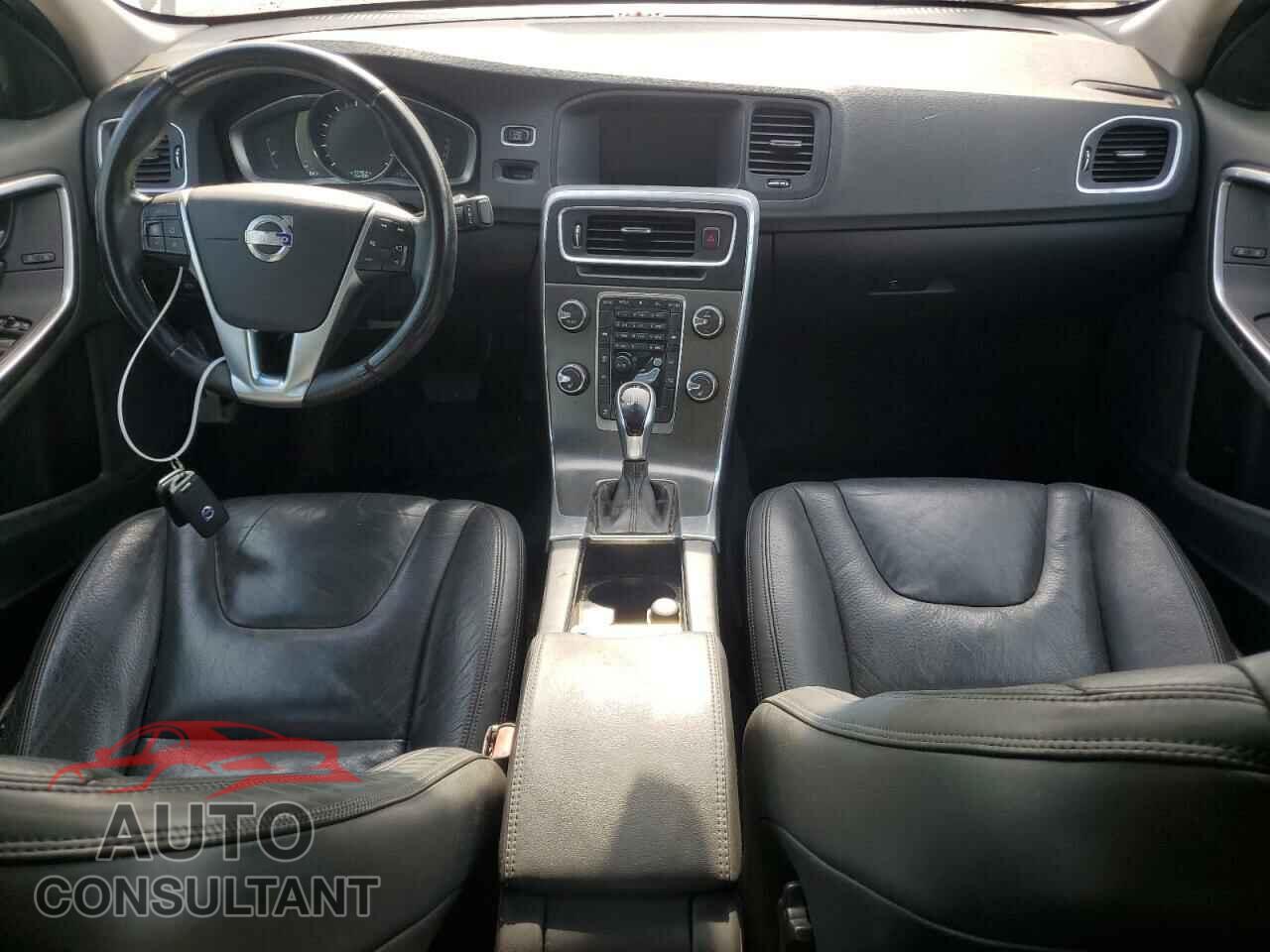 VOLVO S60 2014 - YV1612FH5E2276700