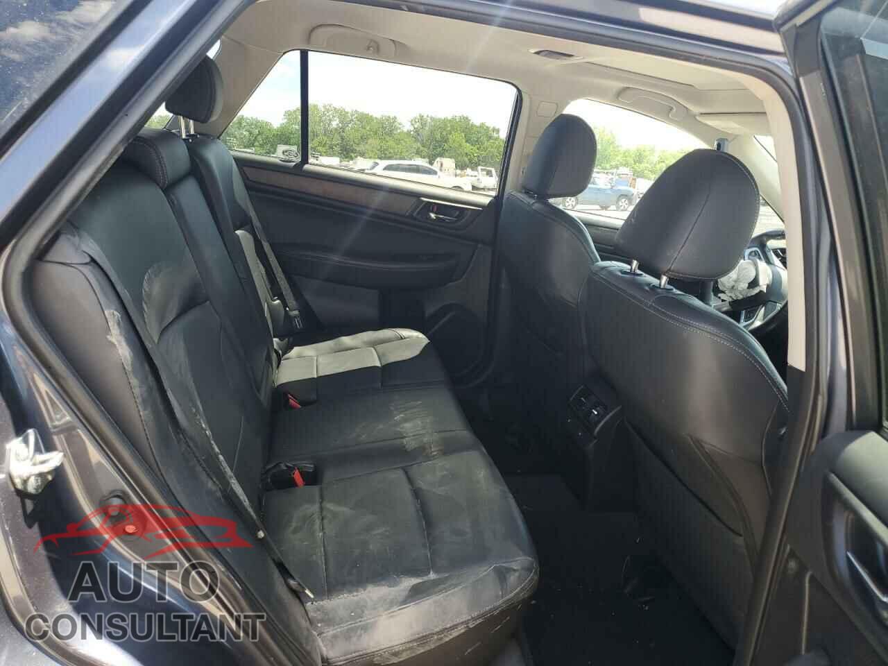 SUBARU OUTBACK 2017 - 4S4BSENCXH3311301