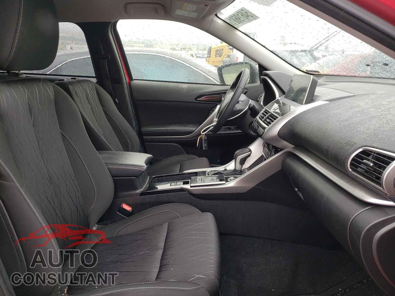 MITSUBISHI ECLIPSE 2018 - JA4AT5AA2JZ049174