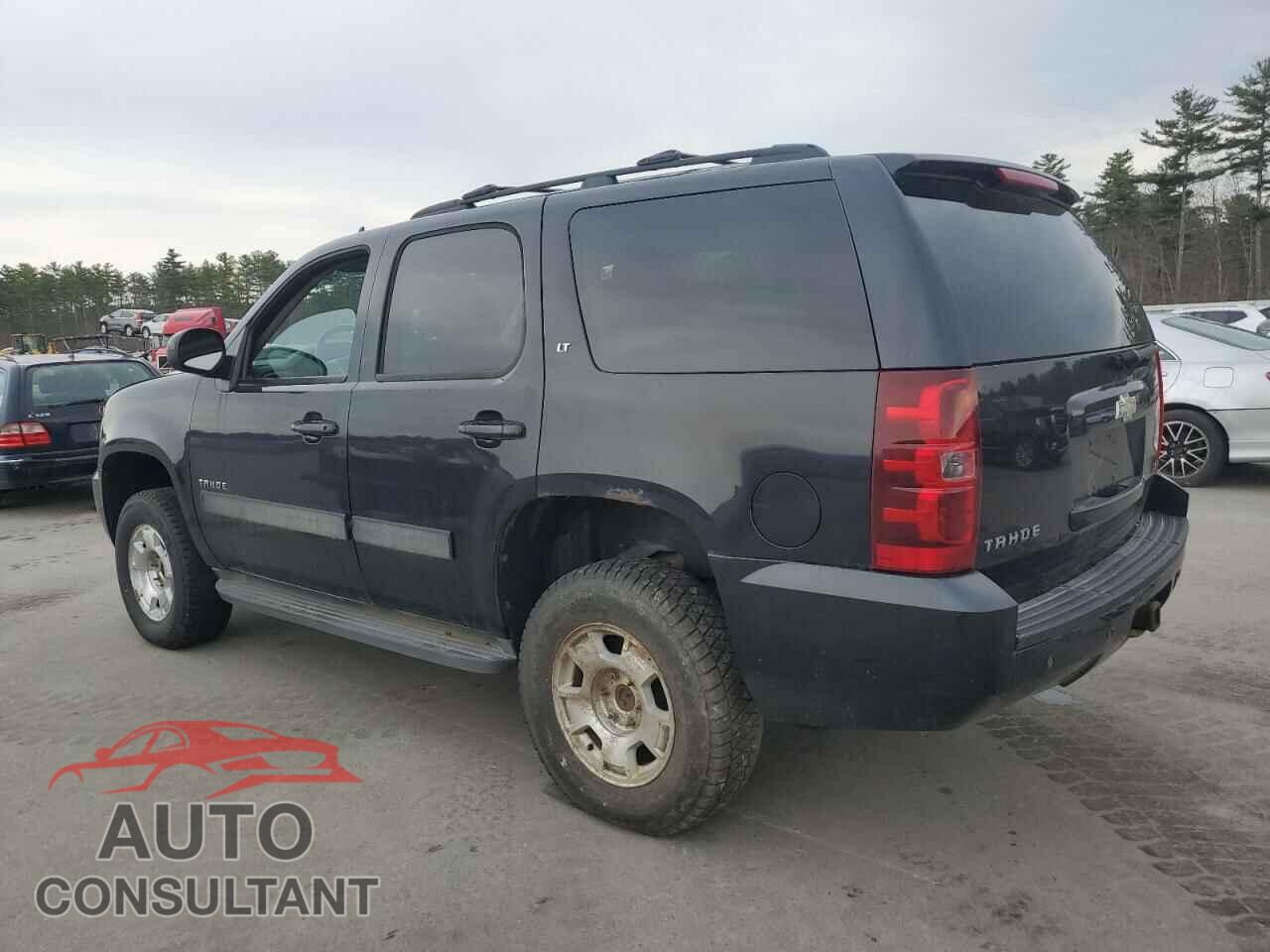 CHEVROLET TAHOE 2011 - 1GNSKBE05BR258317