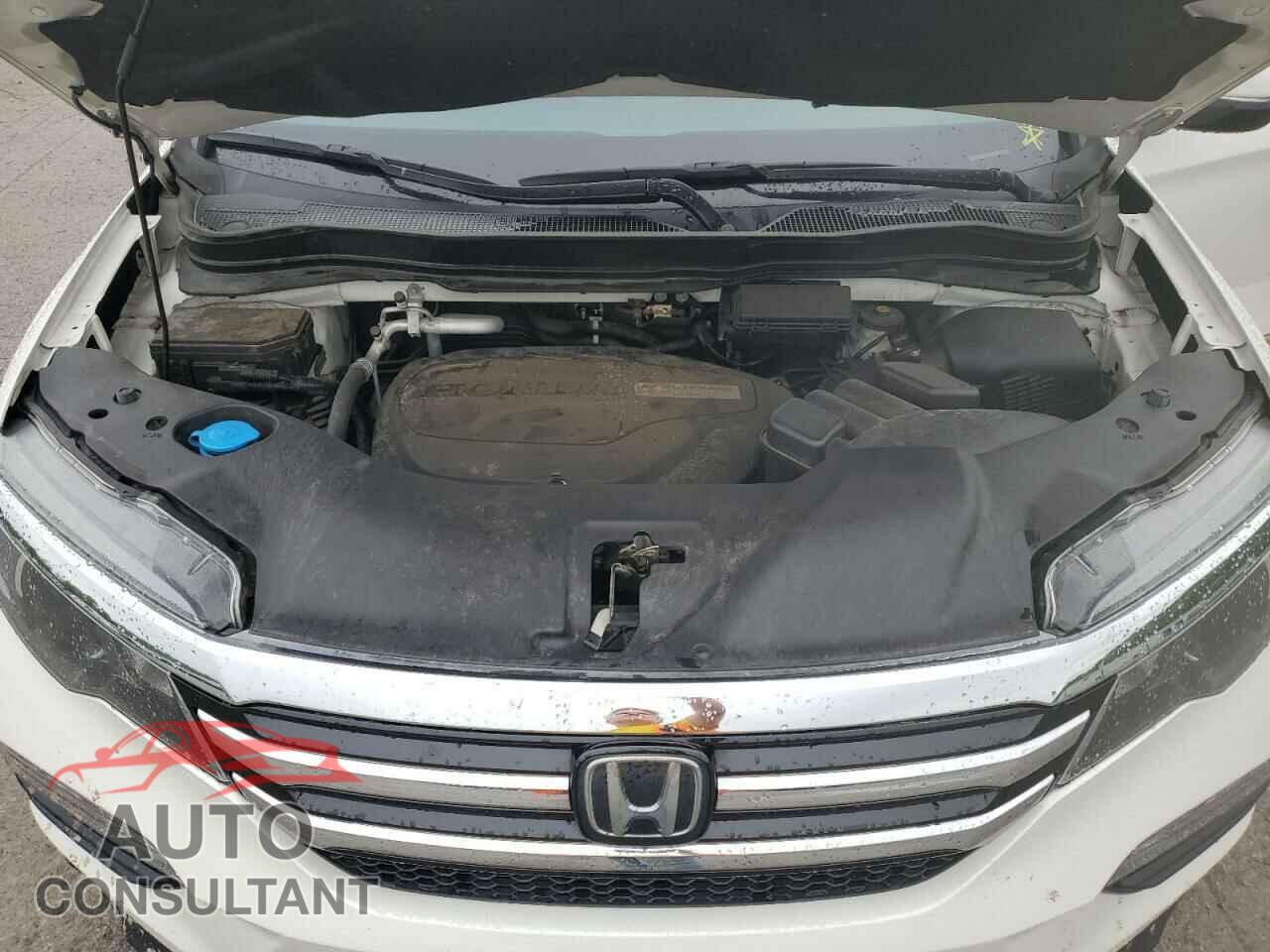 HONDA PILOT 2017 - 5FNYF5H97HB029302