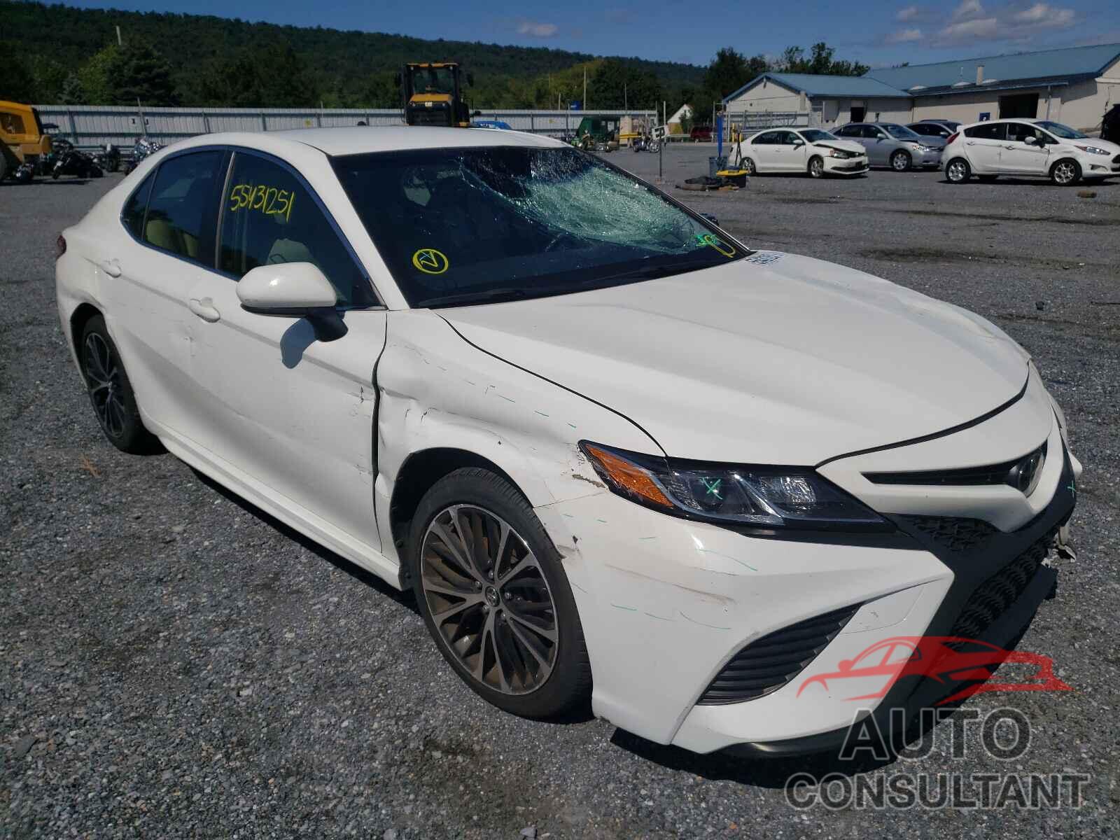 TOYOTA CAMRY 2018 - JTNB11HK8J3007615