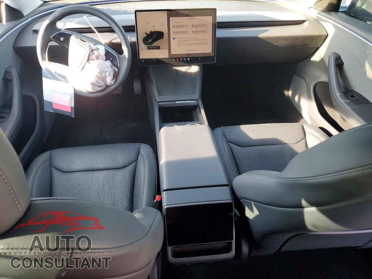 TESLA MODEL 3 2025 - 5YJ3E1EA9SF985280