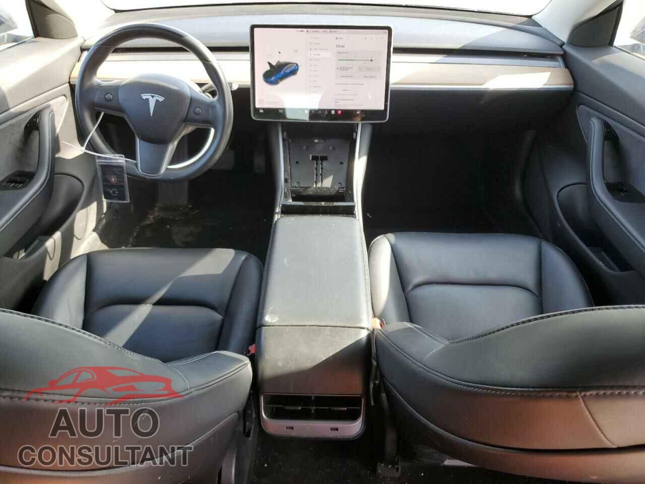 TESLA MODEL 3 2018 - 5YJ3E1EB1JF130810