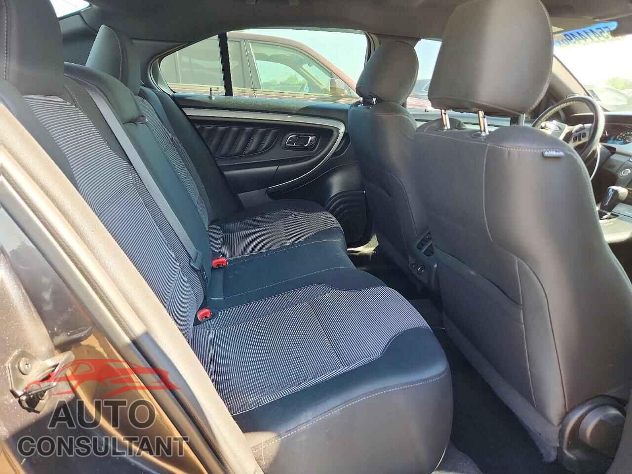 FORD TAURUS 2017 - 1FAHP2H84HG143336