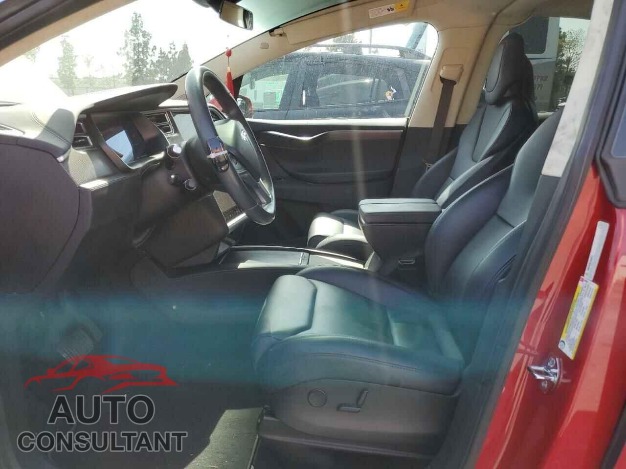 TESLA MODEL X 2018 - 5YJXCBE2XJF089042