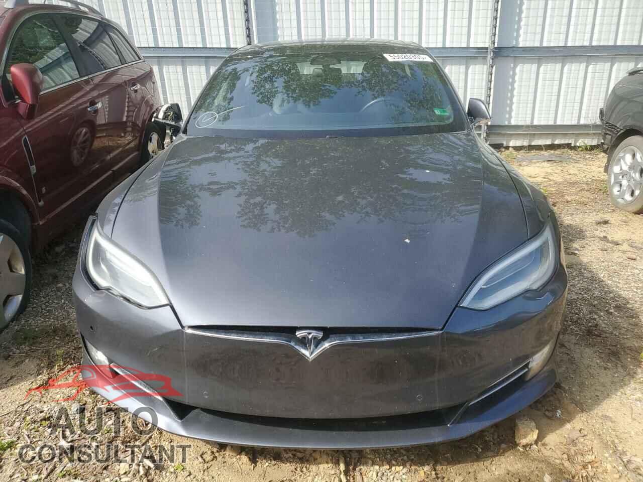 TESLA MODEL S 2017 - 5YJSA1E14HF218159