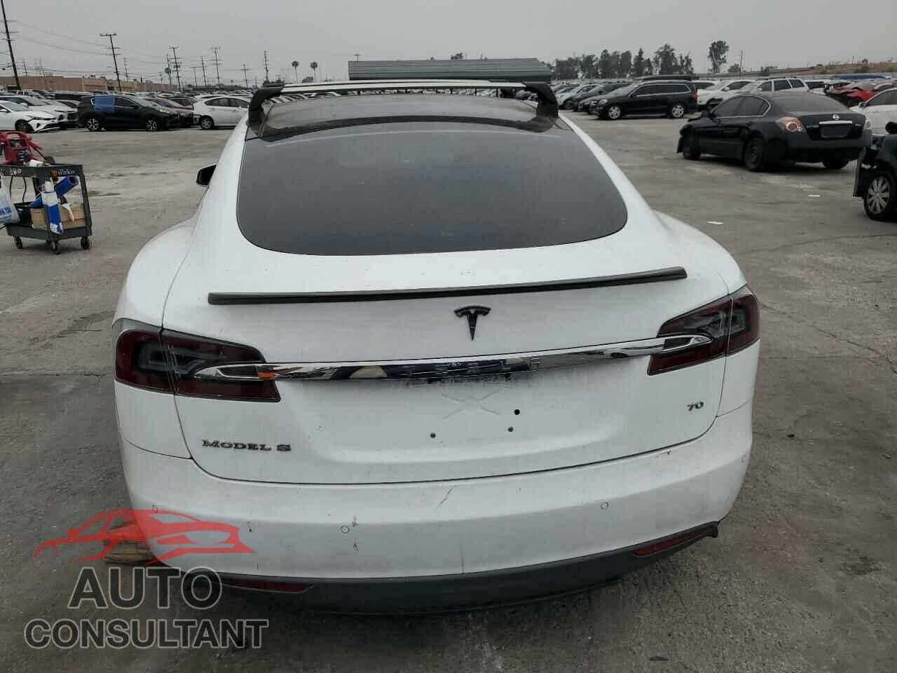 TESLA MODEL S 2016 - 5YJSA1E17GF121908