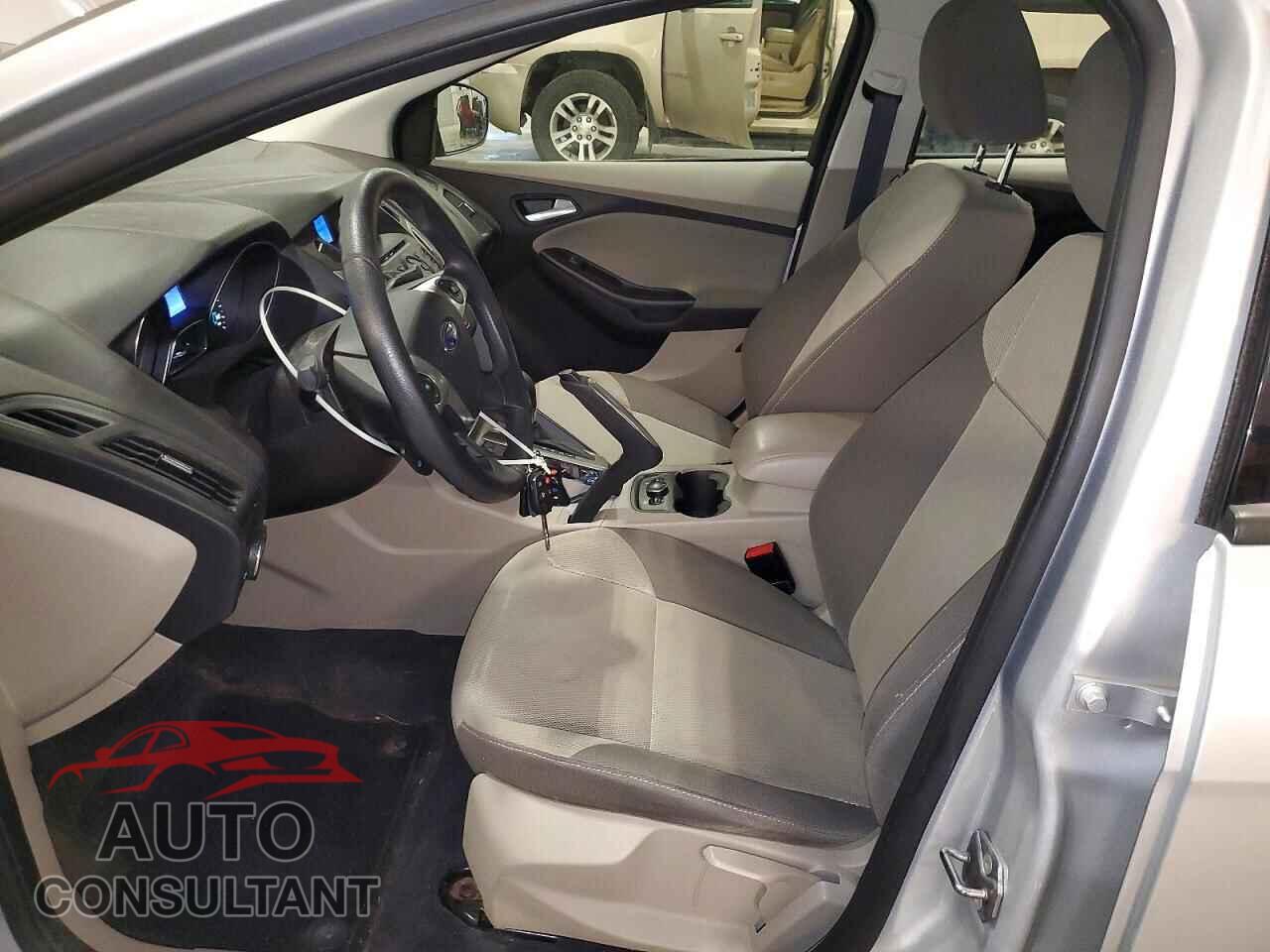 FORD FOCUS 2013 - 1FADP3F2XDL177494