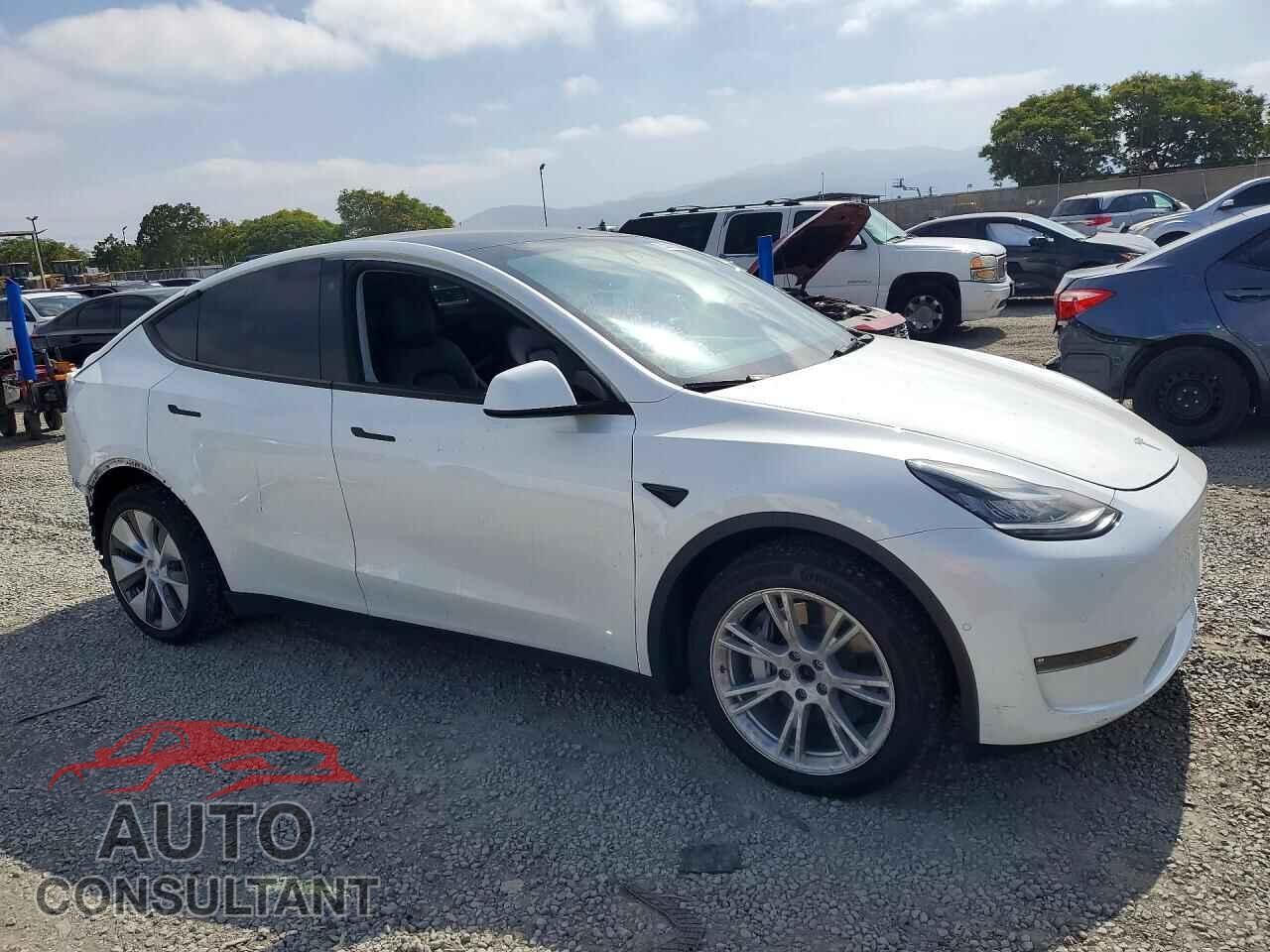 TESLA MODEL Y 2022 - 7SAYGDEE5NF385397