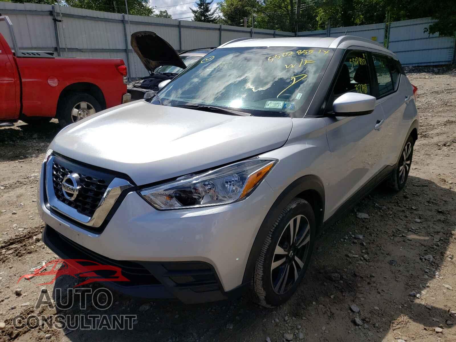 NISSAN KICKS 2019 - 3N1CP5CU3KL526104