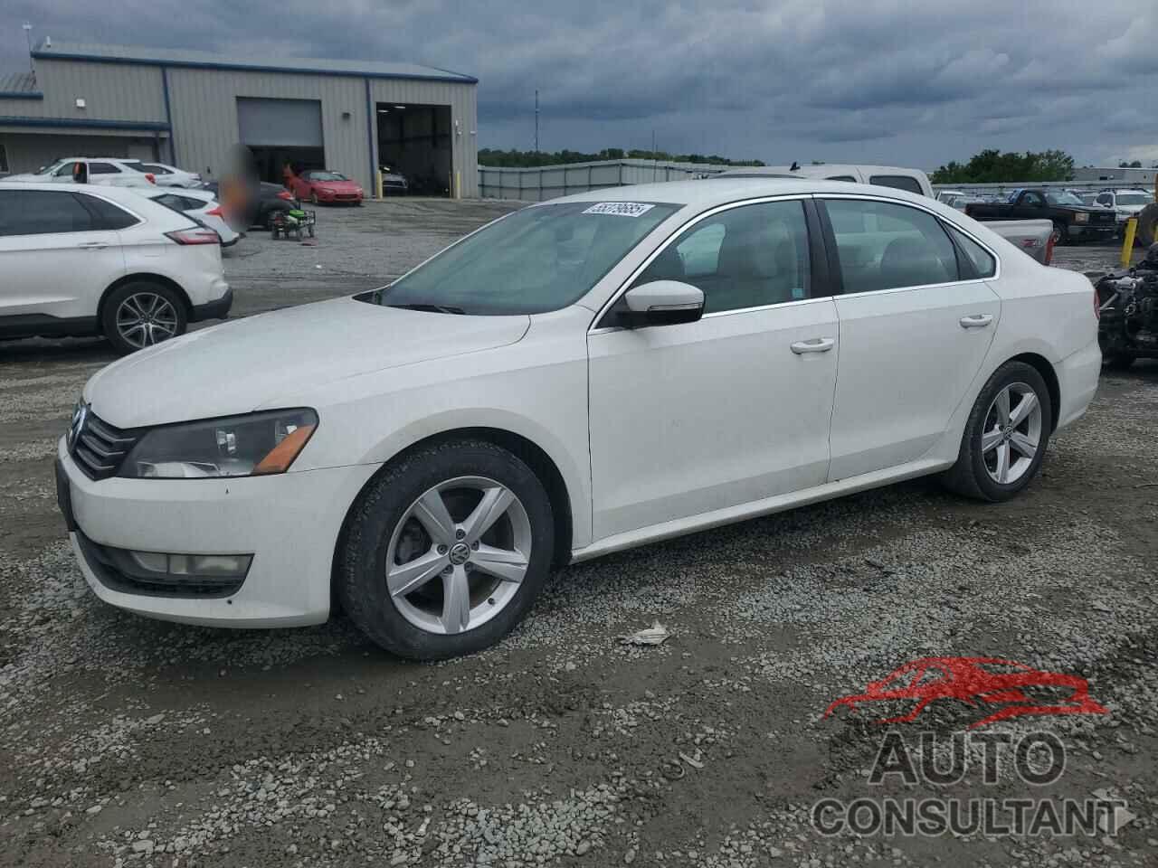 VOLKSWAGEN PASSAT 2015 - 1VWAT7A38FC086417