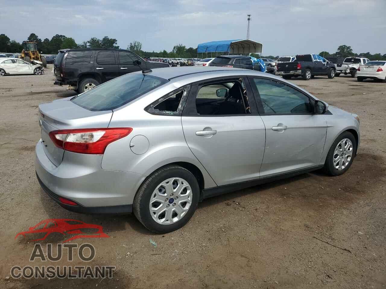 FORD FOCUS 2012 - 1FAHP3F28CL121358