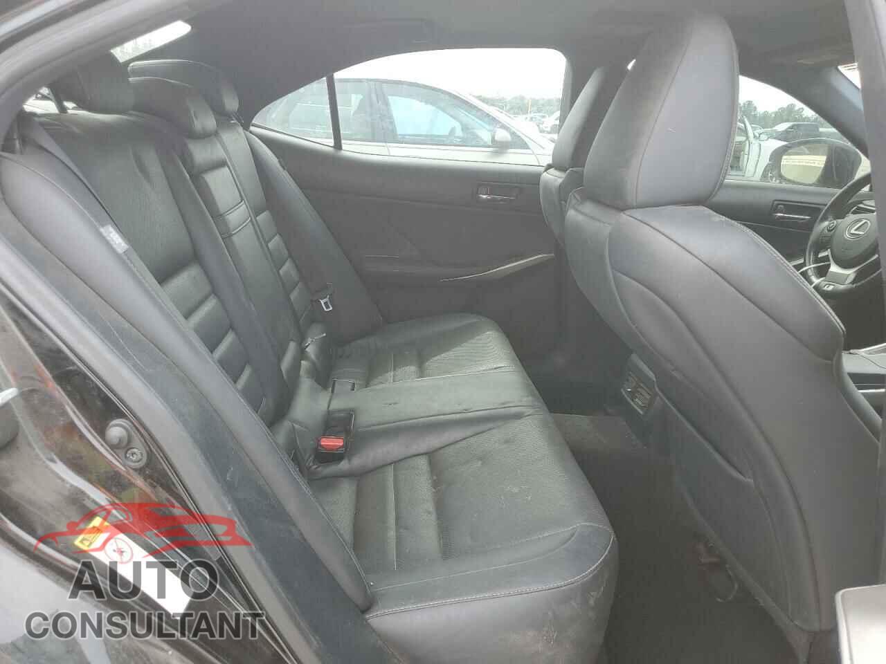 LEXUS IS 2015 - JTHCF1D23F5020590