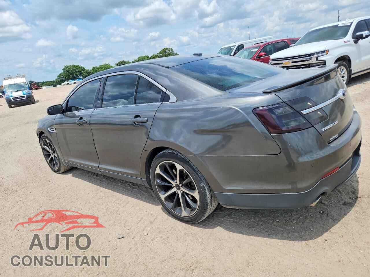 FORD TAURUS 2015 - 1FAHP2E85FG137353