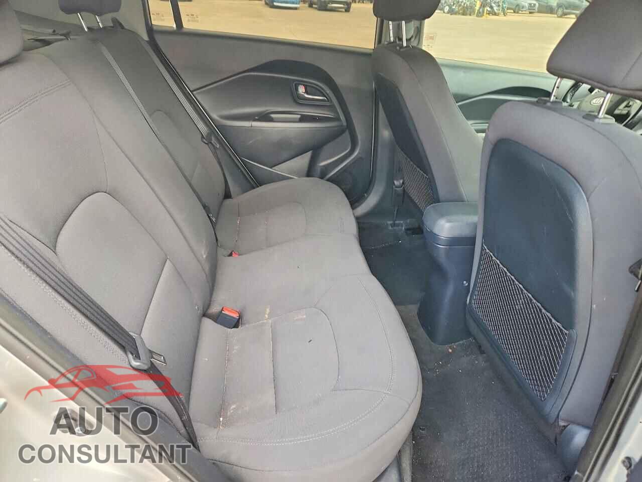 KIA RIO 2015 - KNADN4A37F6466031