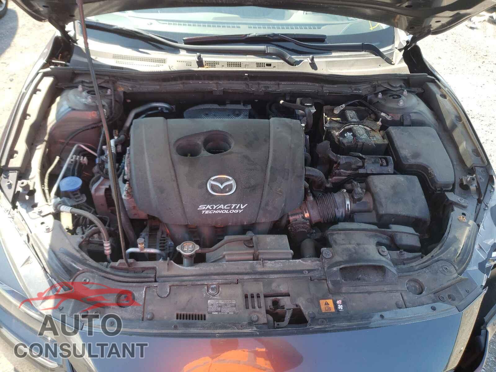 MAZDA 3 2017 - 3MZBN1M36HM137972