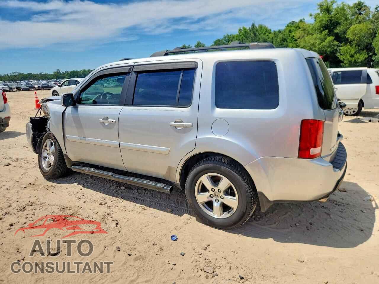 HONDA PILOT 2011 - 5FNYF3H69BB057555