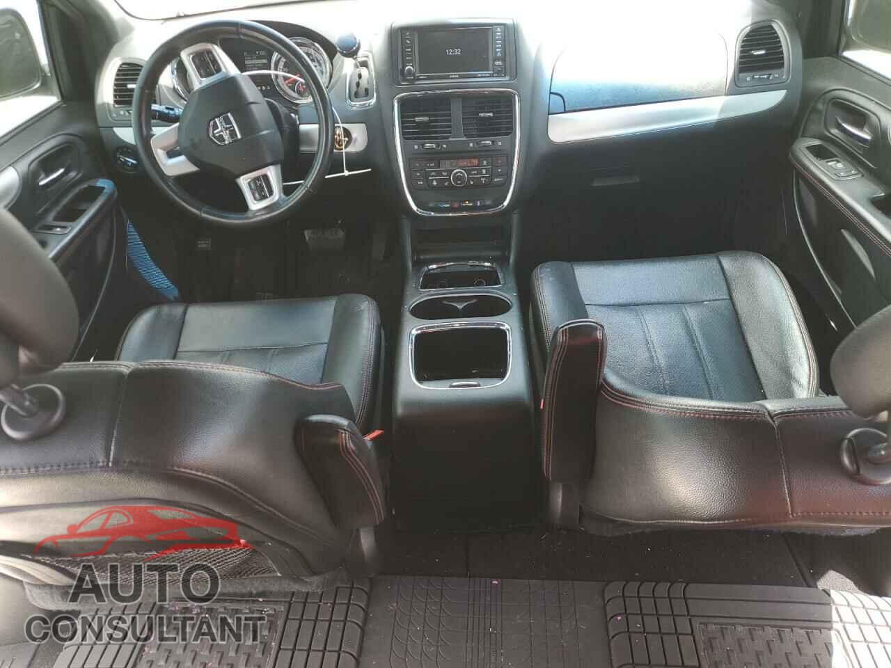DODGE CARAVAN 2018 - 2C4RDGEG9JR221470
