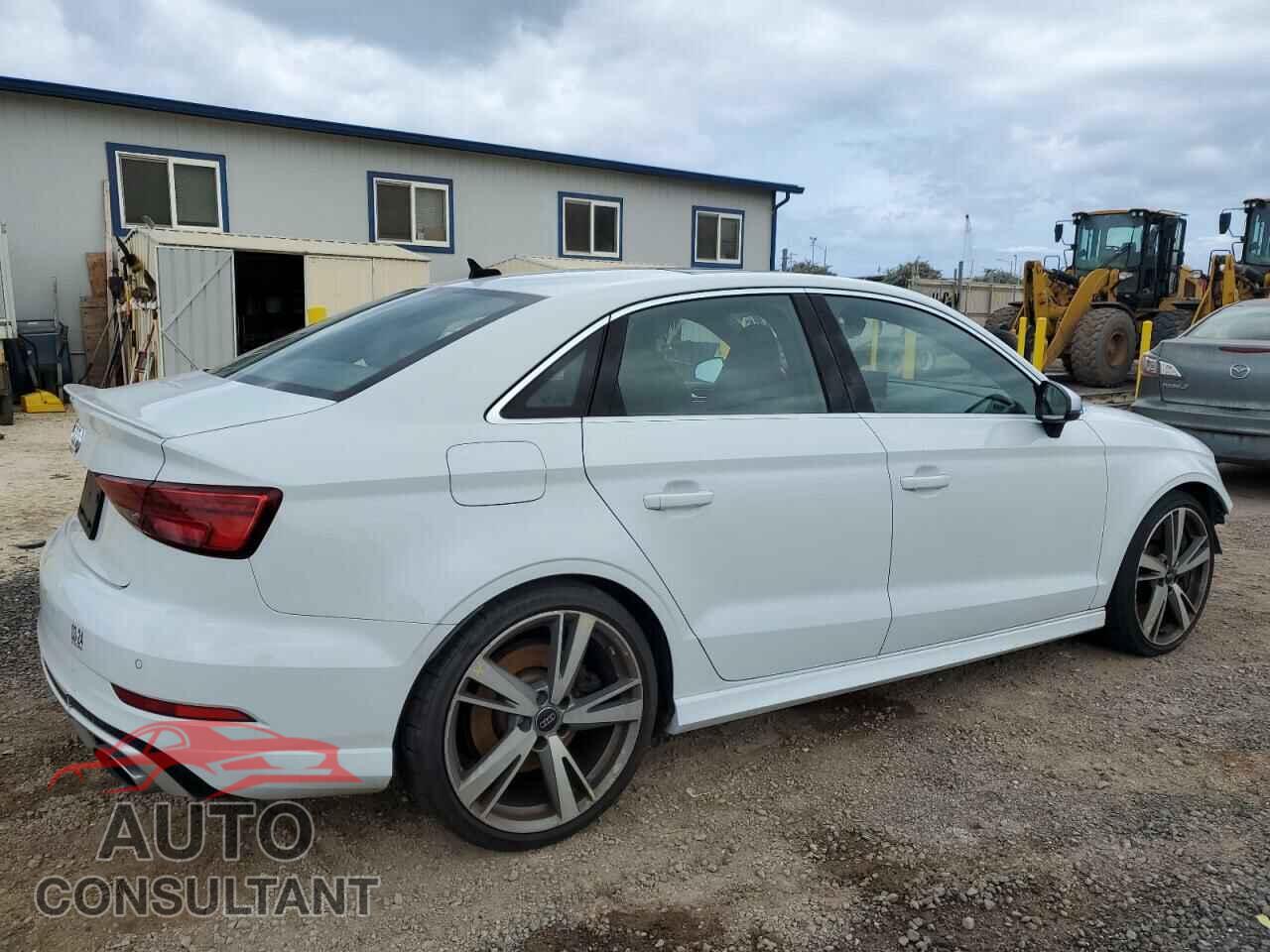 AUDI RS3 2019 - WUABWGFF8KA904612