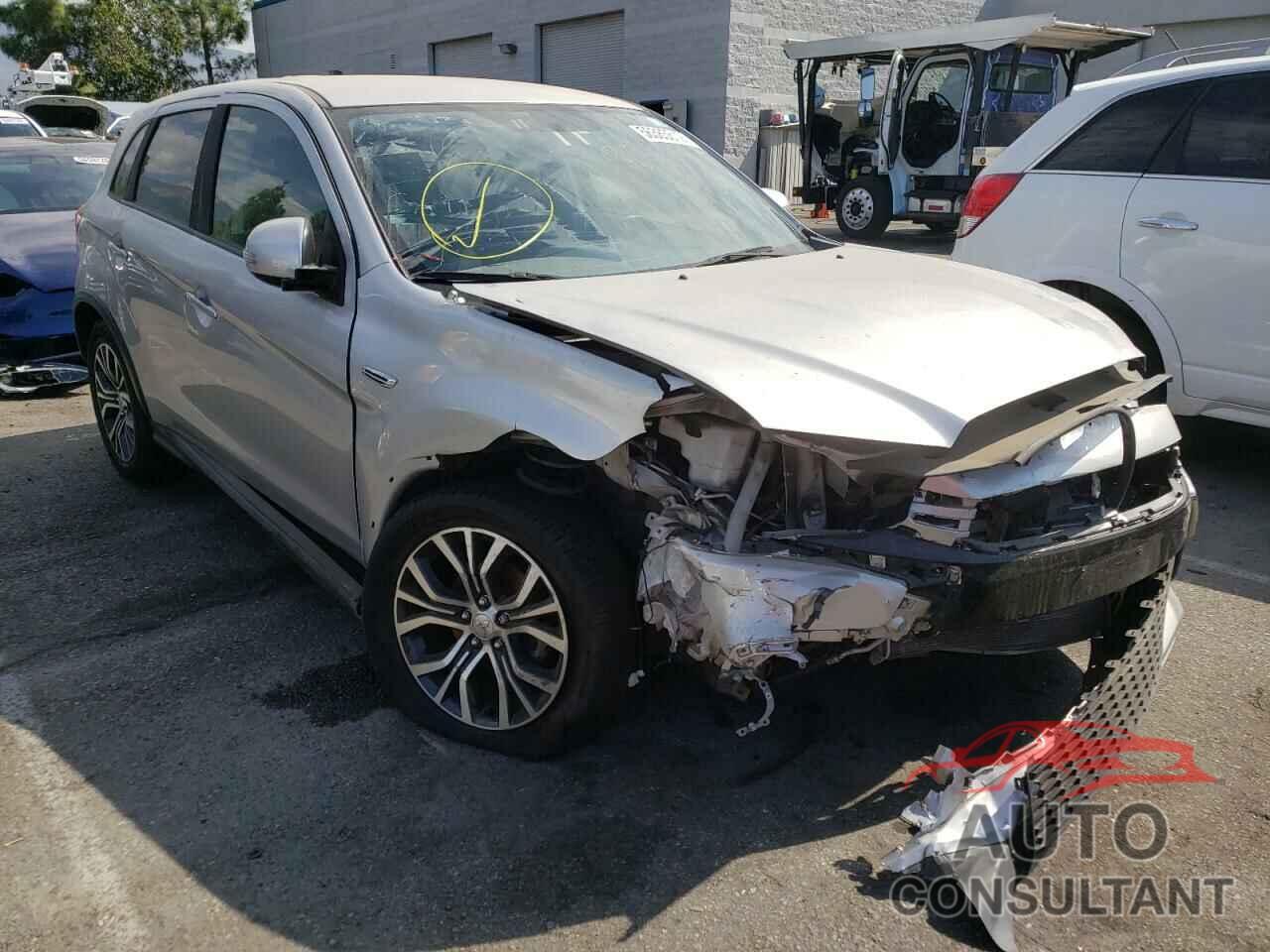 MITSUBISHI OUTLANDER 2019 - JA4AP4AU5KU011381