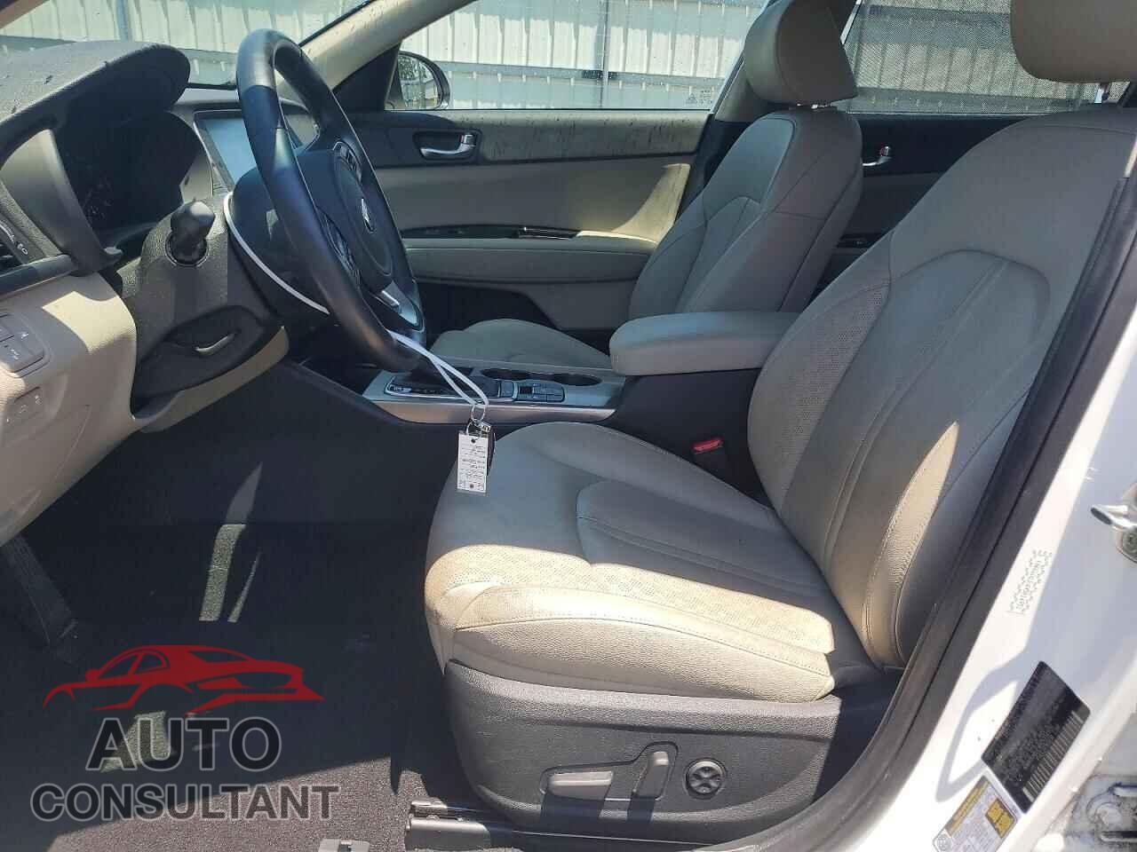 KIA OPTIMA 2017 - KNAGU4LE4H5014951